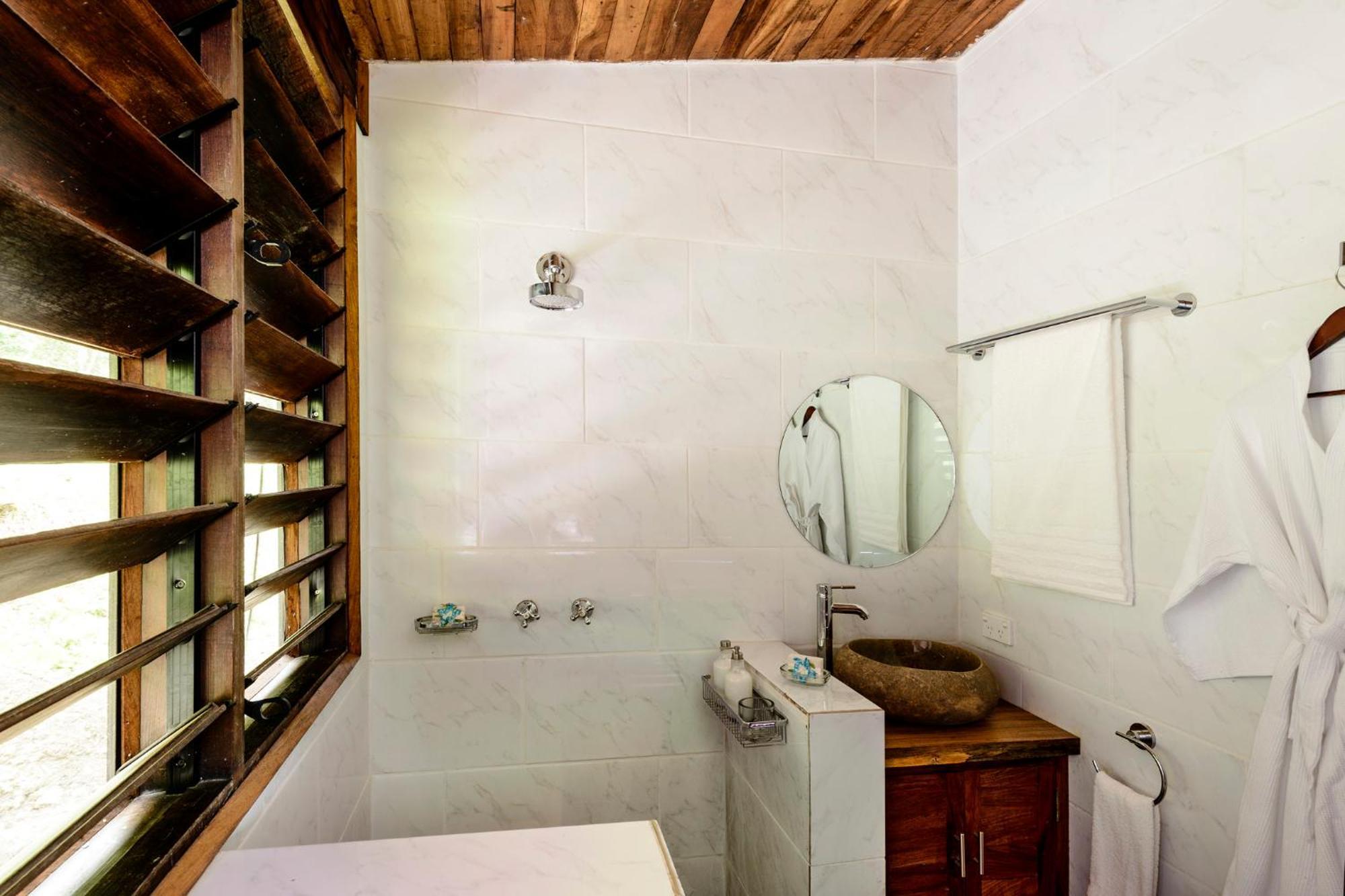 เดอะ รีโมต รีสอร์ต Hotel Nawi ห้อง รูปภาพ