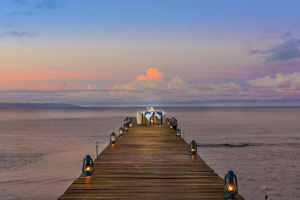 เดอะ รีโมต รีสอร์ต Hotel Nawi ภายนอก รูปภาพ